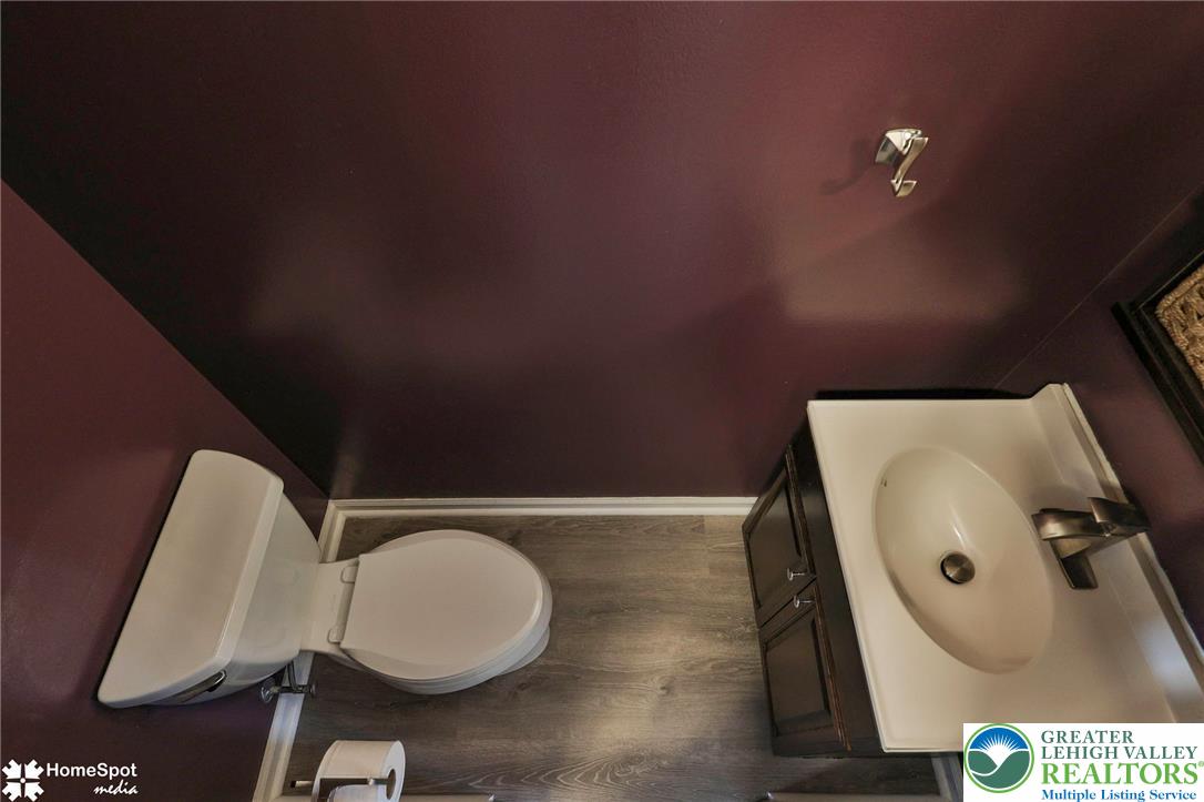 340 Avon Street Property Photo 29