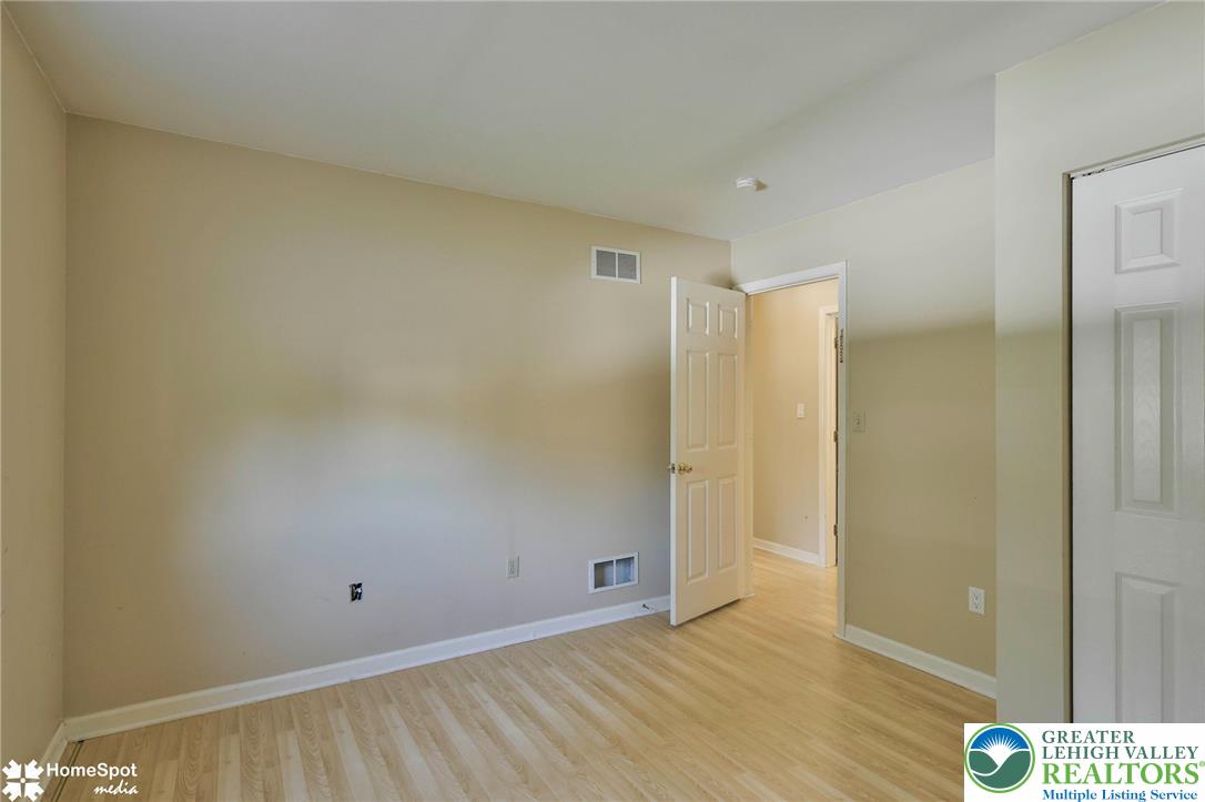 340 Avon Street Property Photo 35