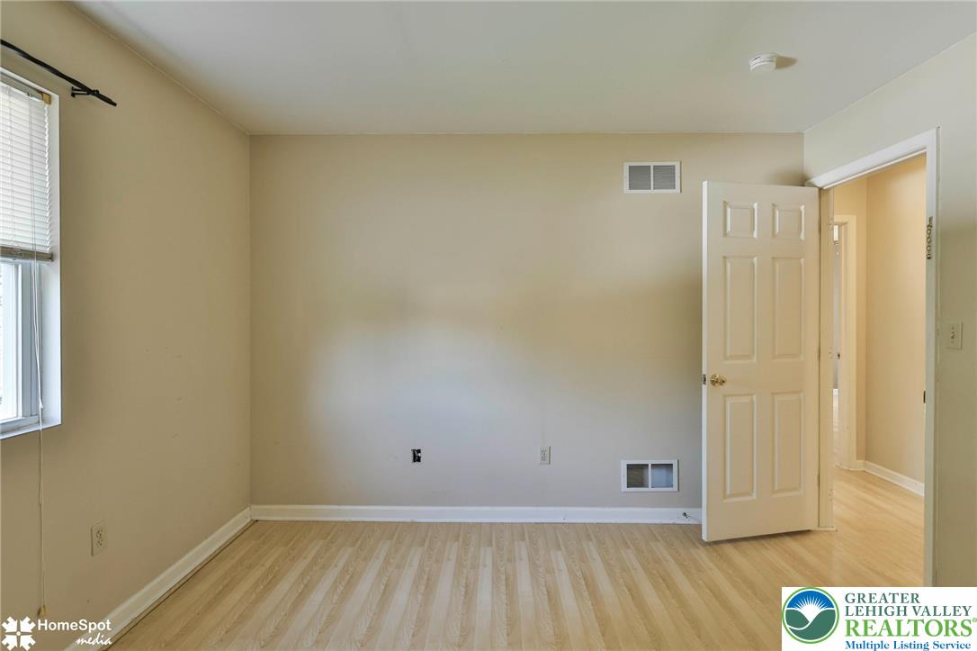 340 Avon Street Property Photo 36