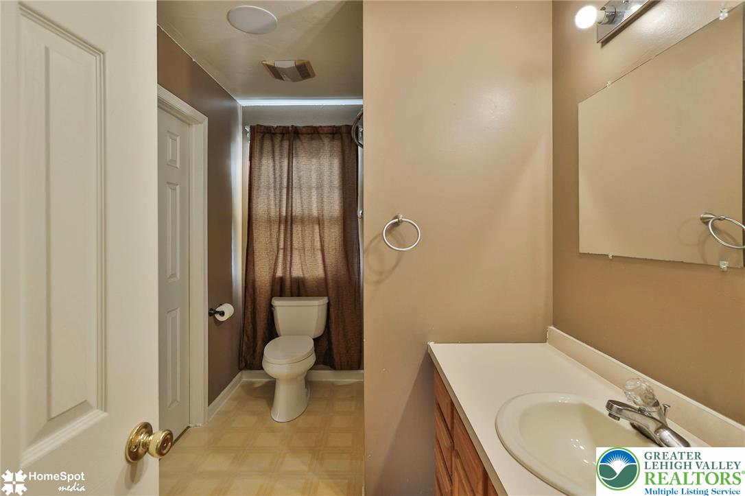 340 Avon Street Property Photo 38
