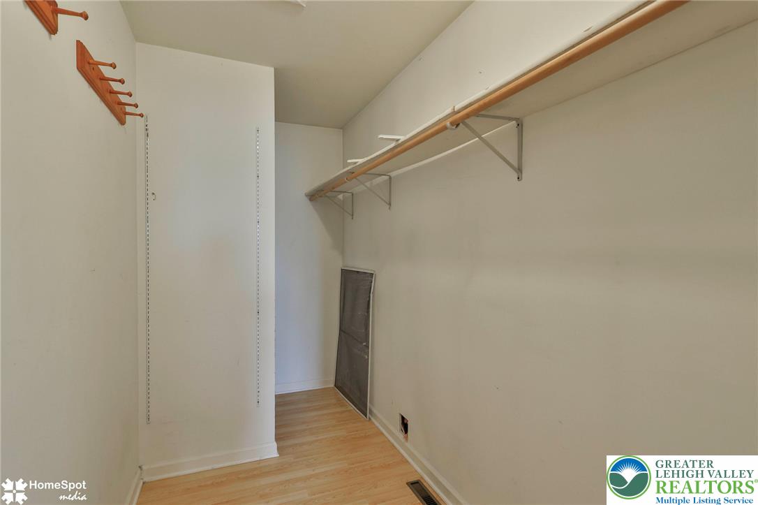 340 Avon Street Property Photo 45