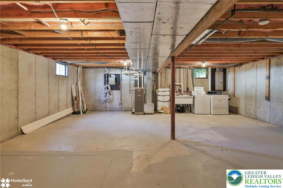 340 Avon Street Property Photo 51