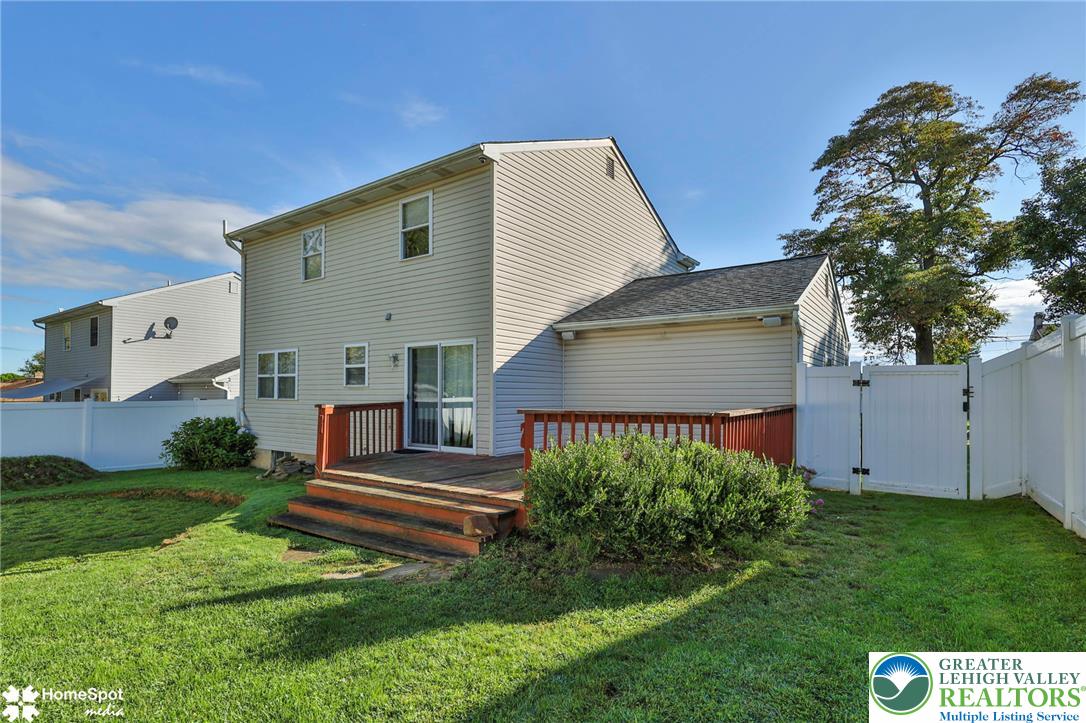 340 Avon Street Property Photo 58