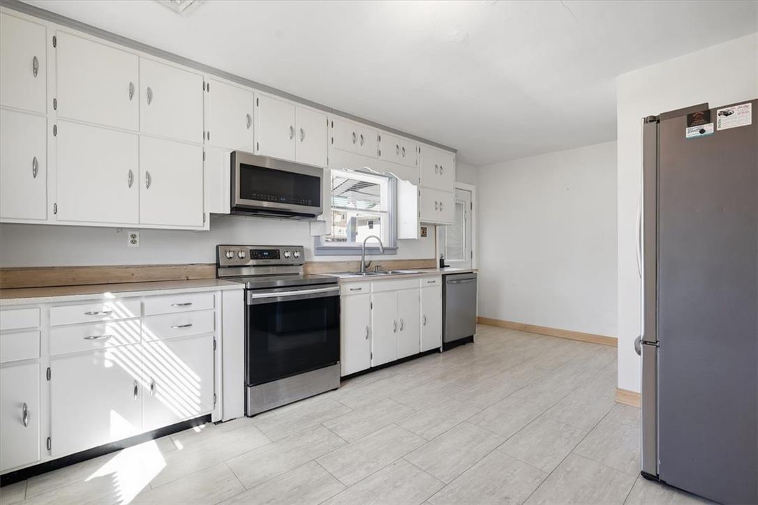 170 South New Street Property Photo 11