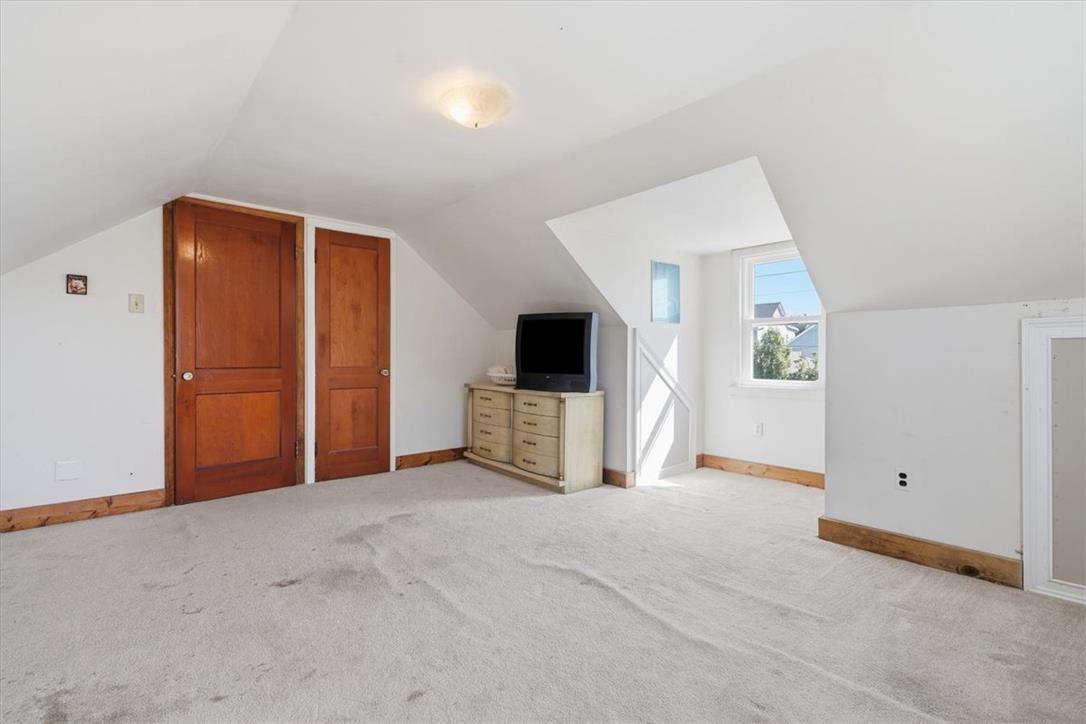 170 South New Street Property Photo 23