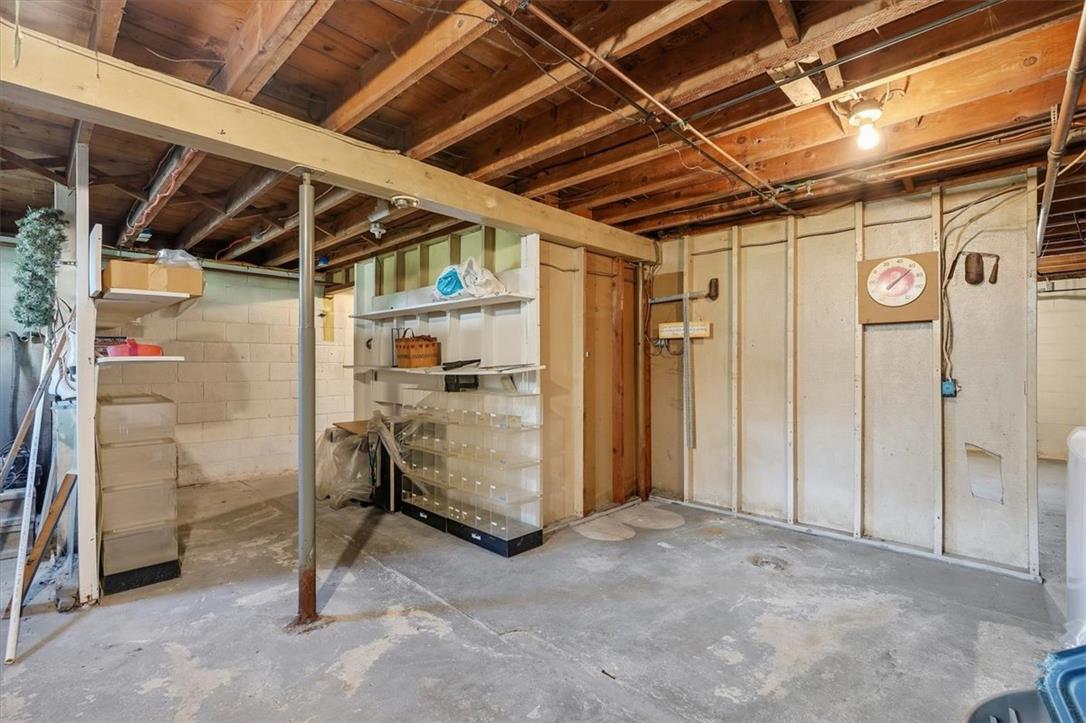 170 South New Street Property Photo 30