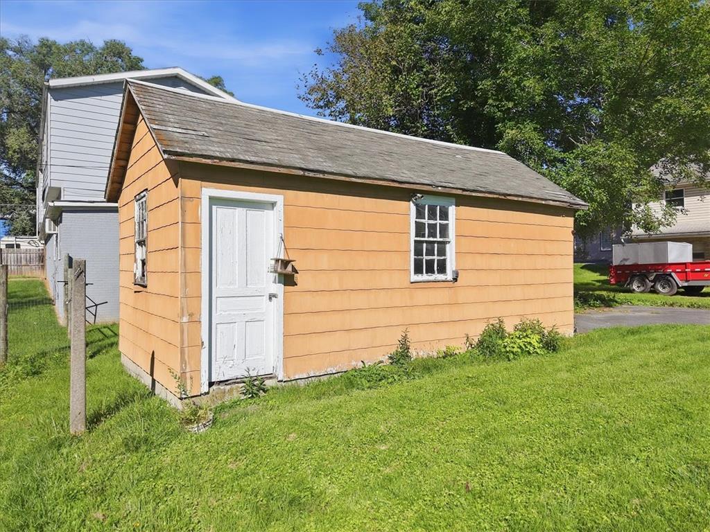 170 South New Street Property Photo 40