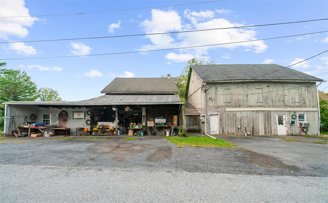 113 John Aly Property Photo 1