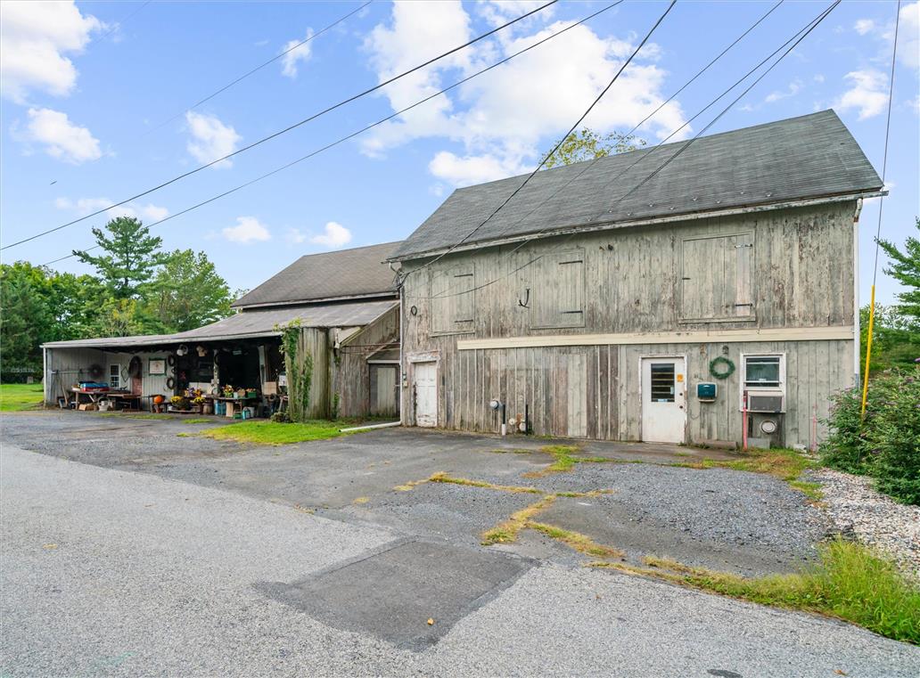 113 John Aly Property Photo 2