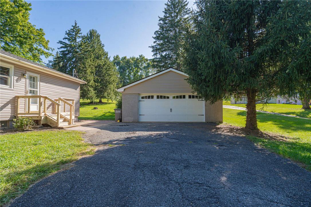 1884 Reading Drive Property Photo 13