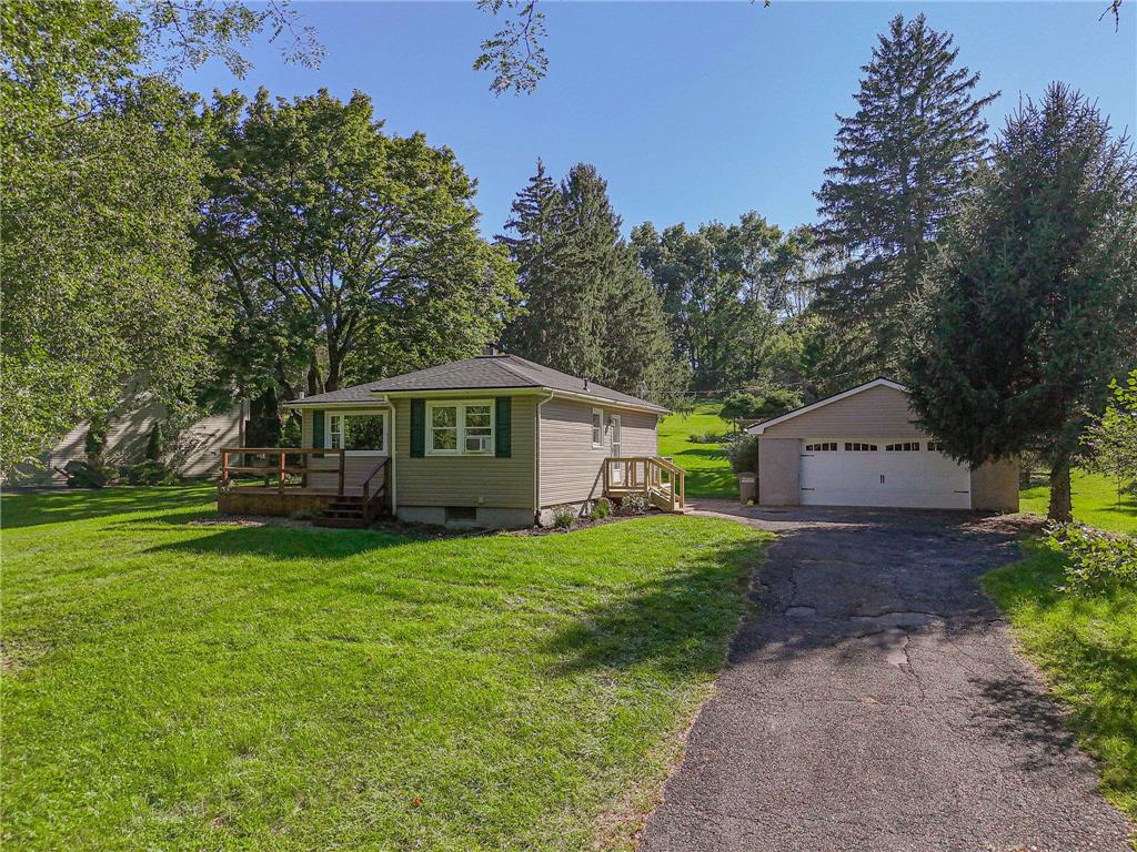 1884 Reading Drive Property Photo 15