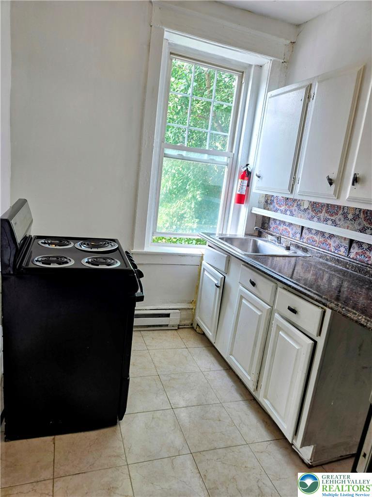 547 North 6th Street 4 Property Photo 4
