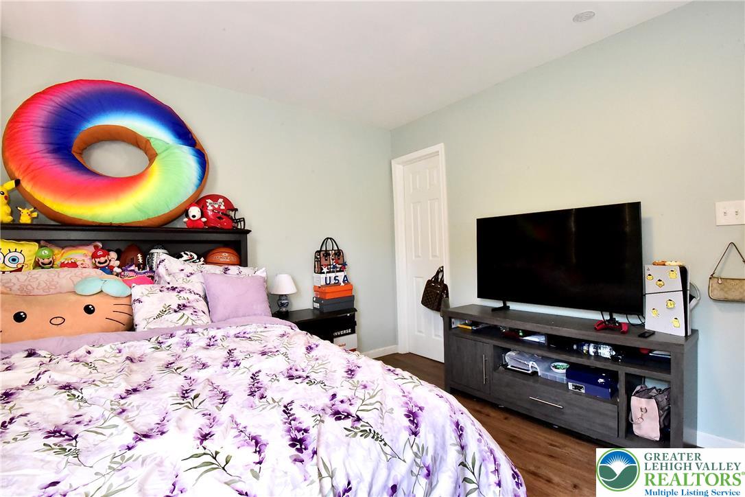 928 Vernon Street Property Photo 14