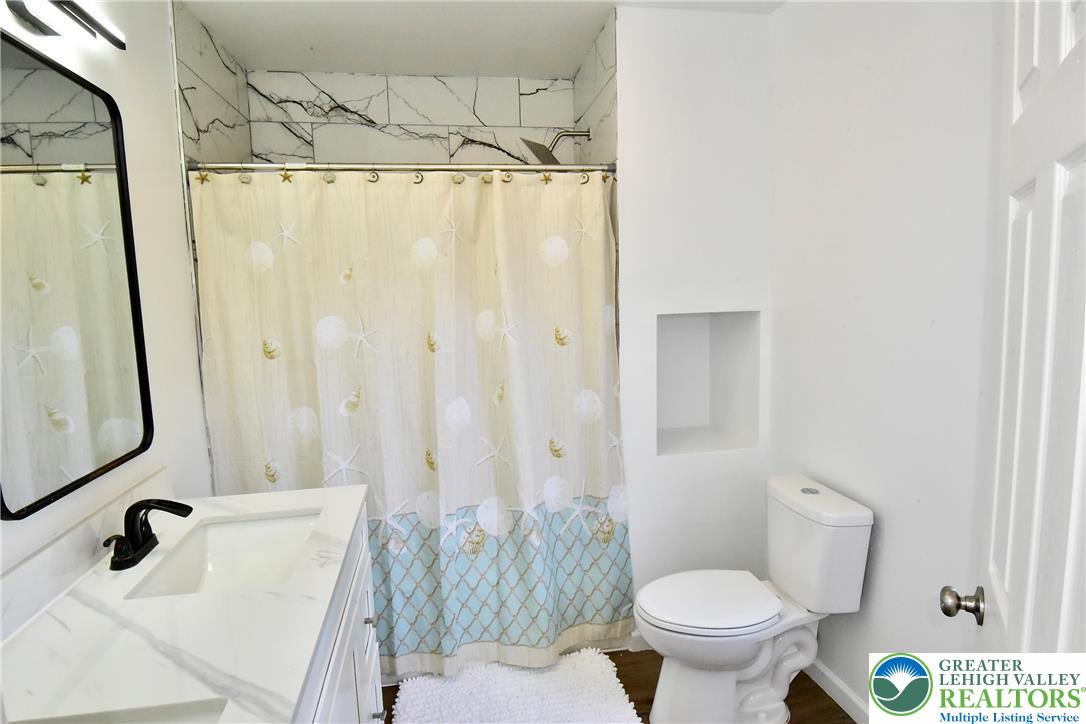 928 Vernon Street Property Photo 15
