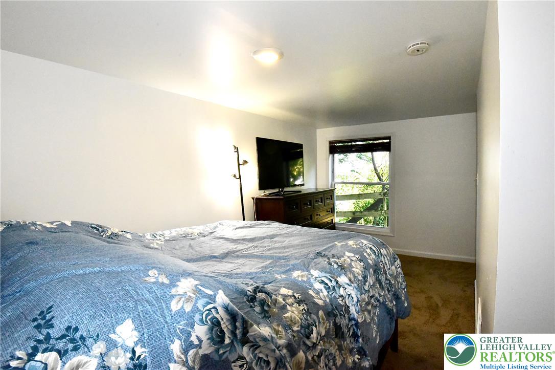 928 Vernon Street Property Photo 28