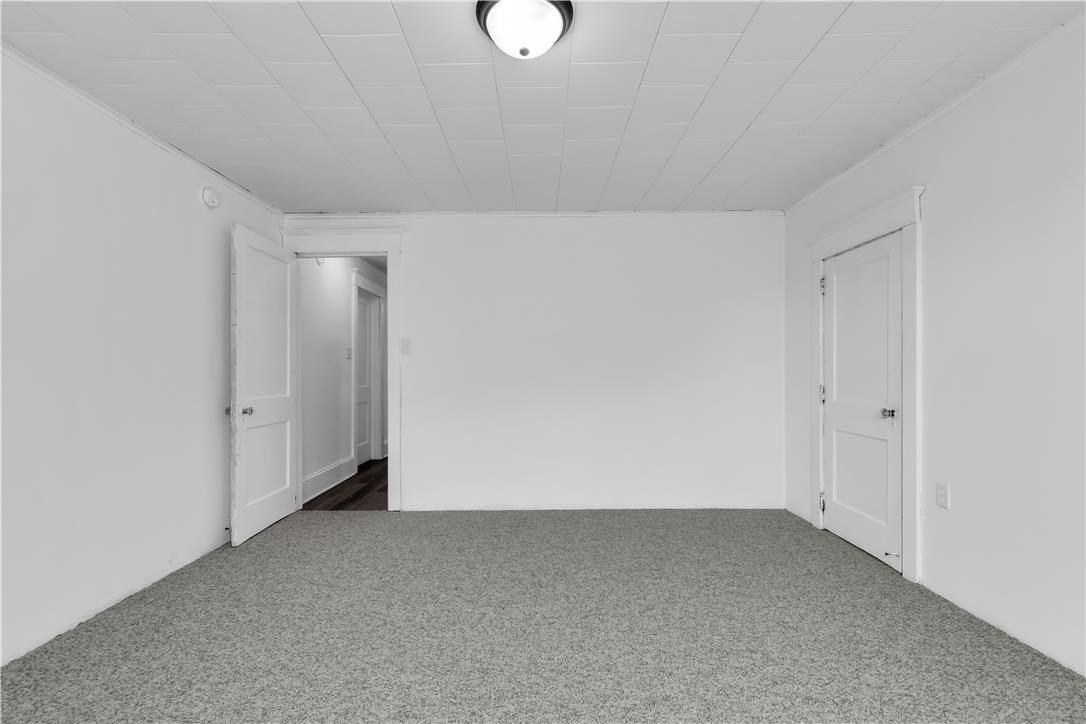 4330 Main Street Property Photo 44
