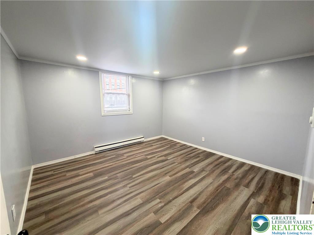 320 2nd Avenue Property Photo 6