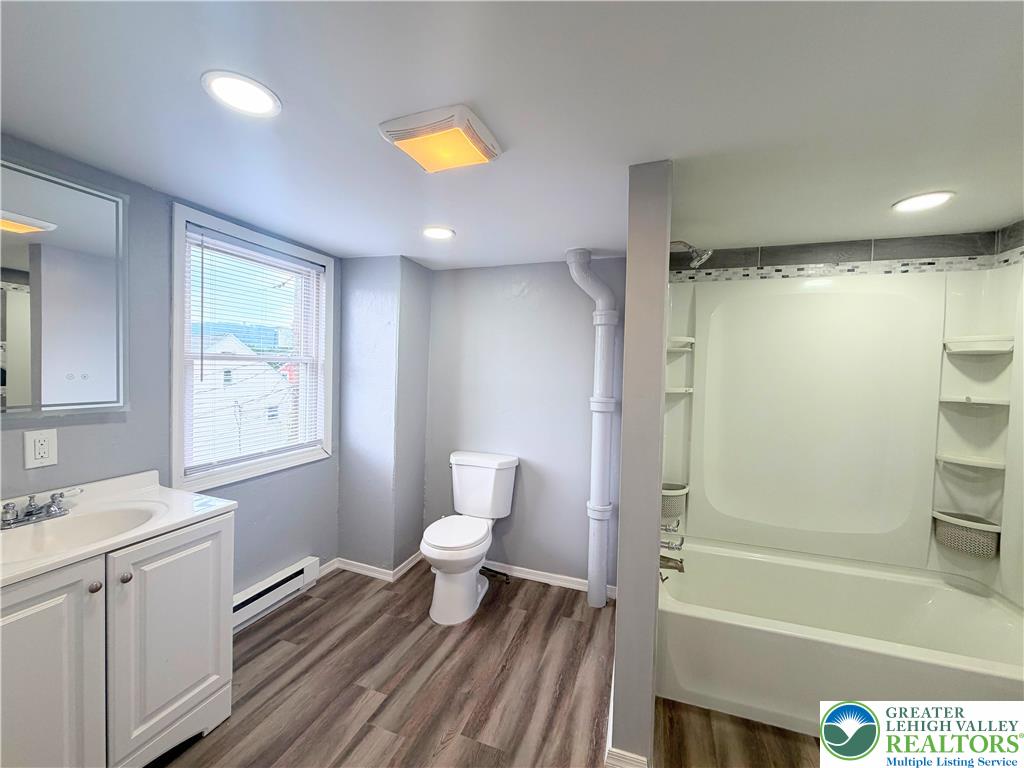 320 2nd Avenue Property Photo 9