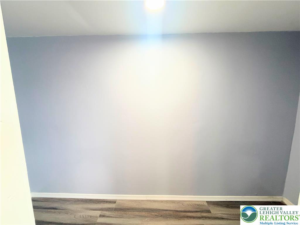 320 2nd Avenue Property Photo 11