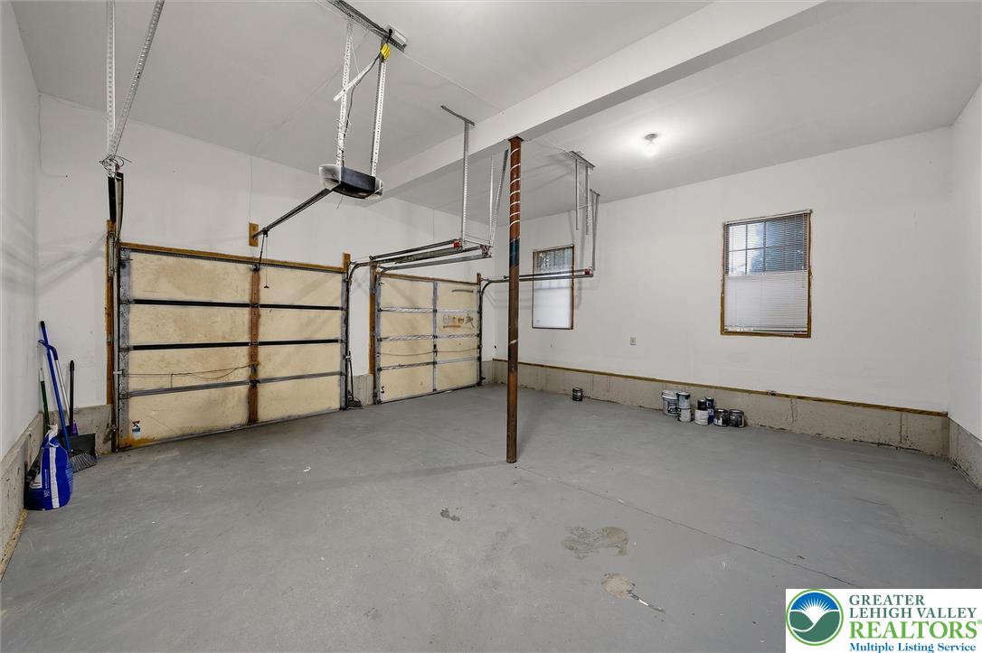 148 Arbor Way Property Photo 33