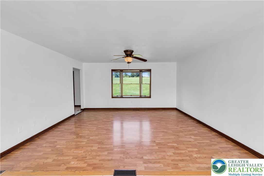 1556 Farmersville Road Property Photo 7