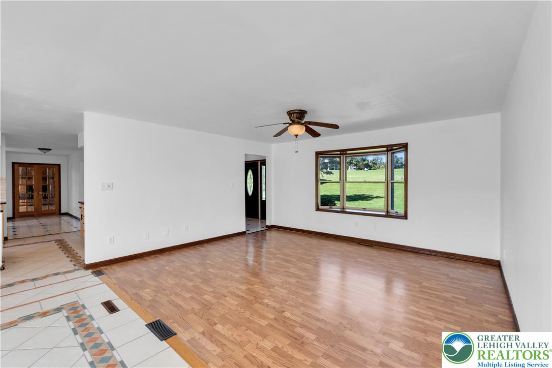 1556 Farmersville Road Property Photo 8
