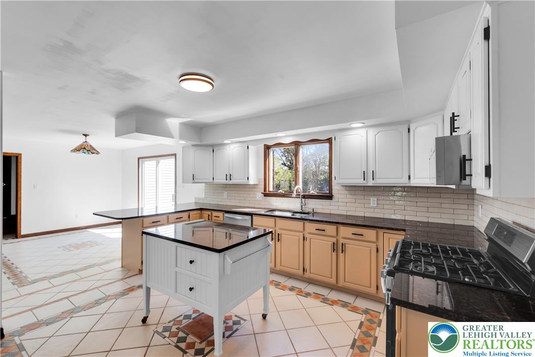 1556 Farmersville Road Property Photo 18