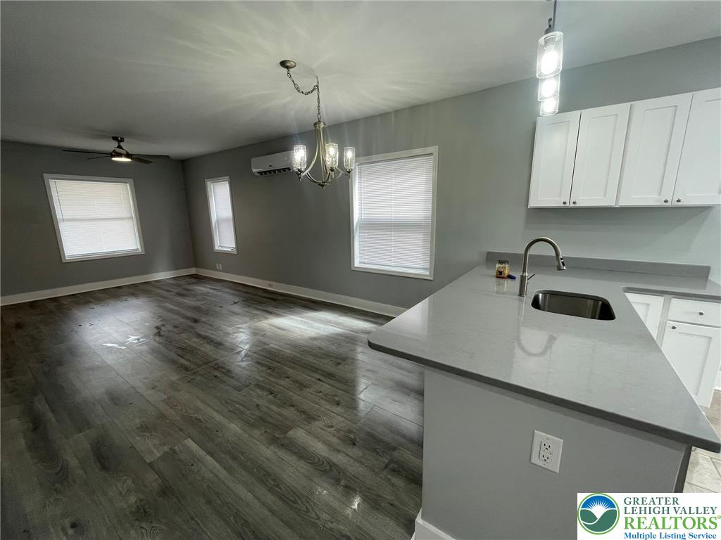 207 North Schanck Avenue Property Photo 7