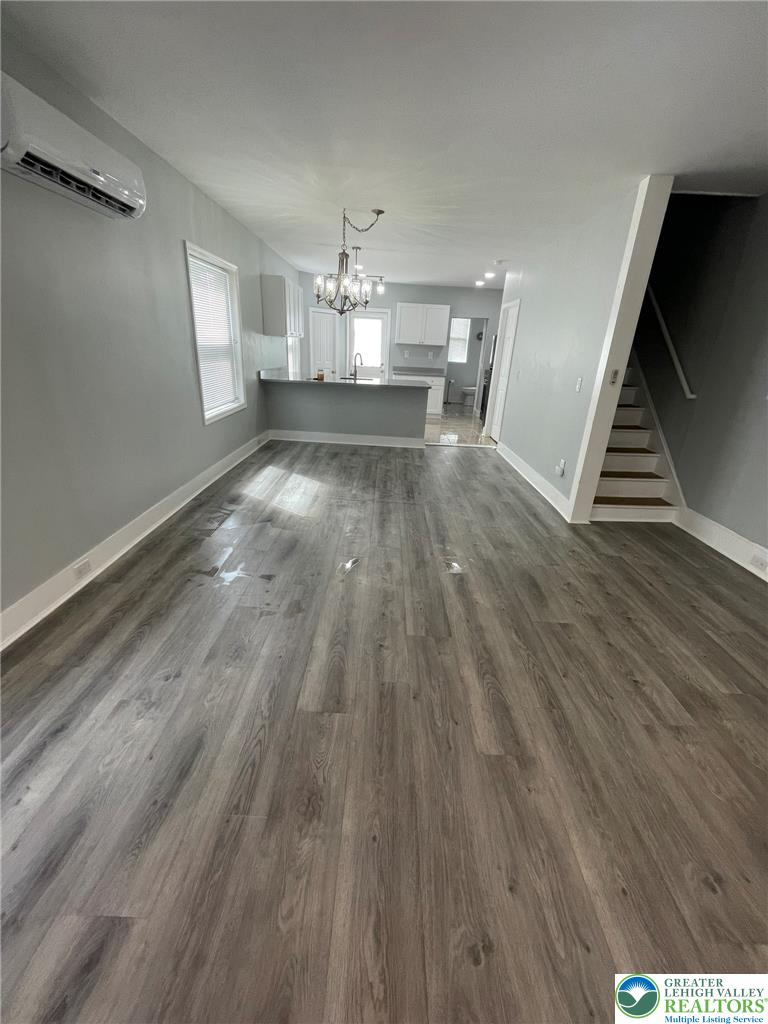 207 North Schanck Avenue Property Photo 9