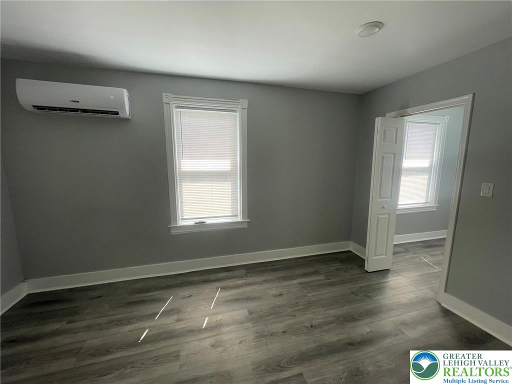 207 North Schanck Avenue Property Photo 21