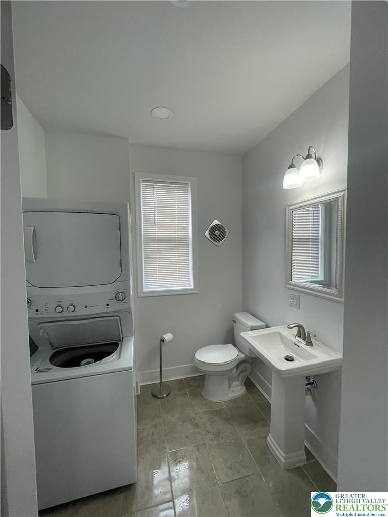 207 North Schanck Avenue Property Photo 24