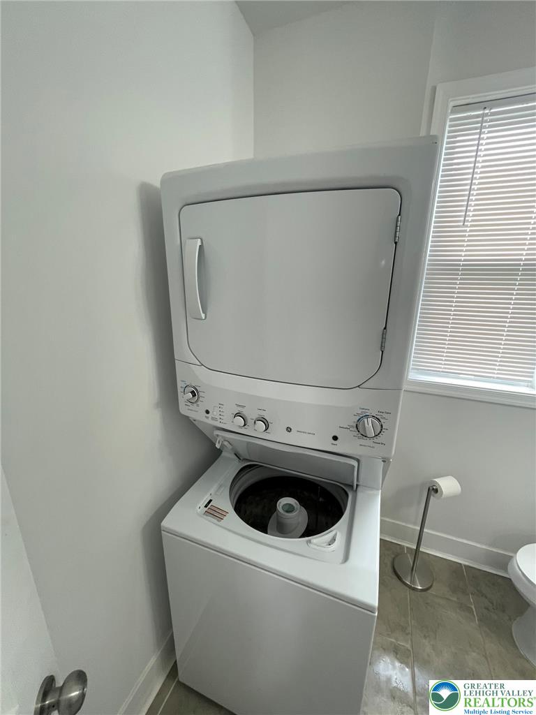 207 North Schanck Avenue Property Photo 25