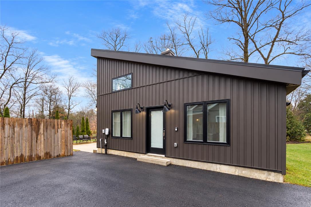 5112 Creek Road Property Photo 1