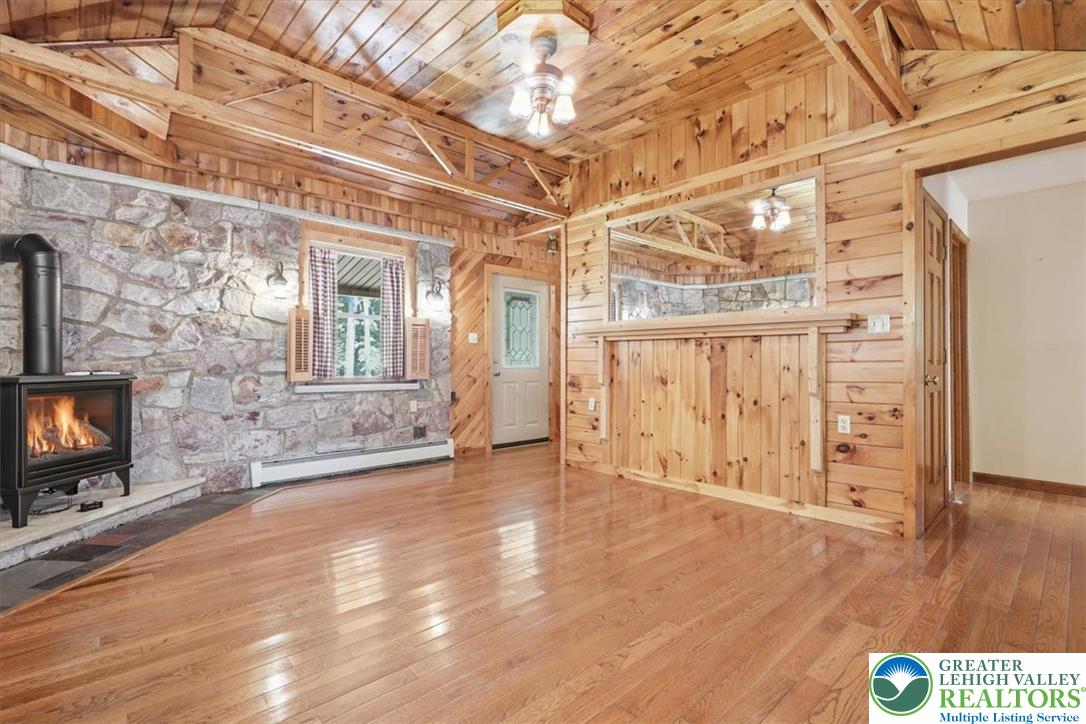 509 Lehigh Gorge Drive Property Photo 4