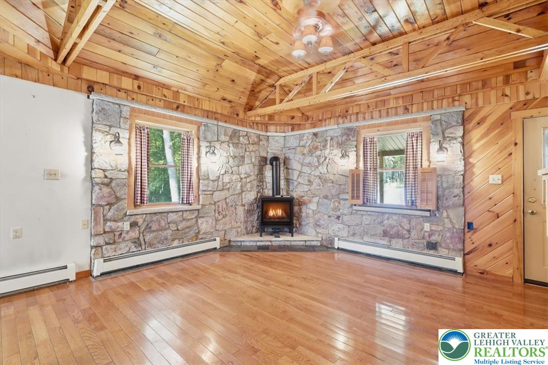 509 Lehigh Gorge Drive Property Photo 6
