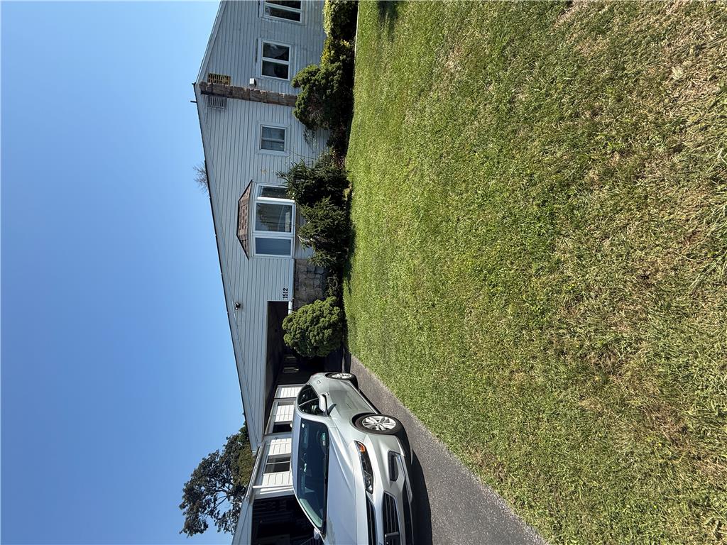 1512 Siegfried Street Property Photo 1