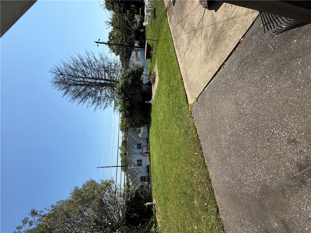 1512 Siegfried Street Property Photo 2