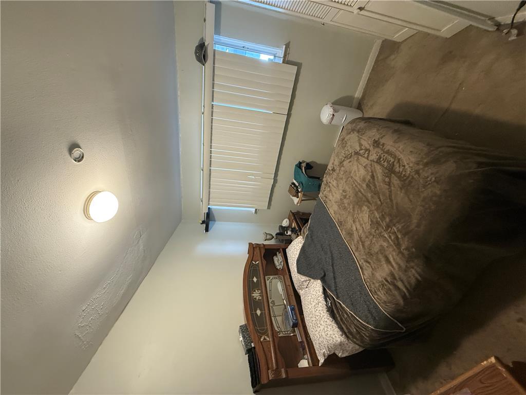 1512 Siegfried Street Property Photo 5