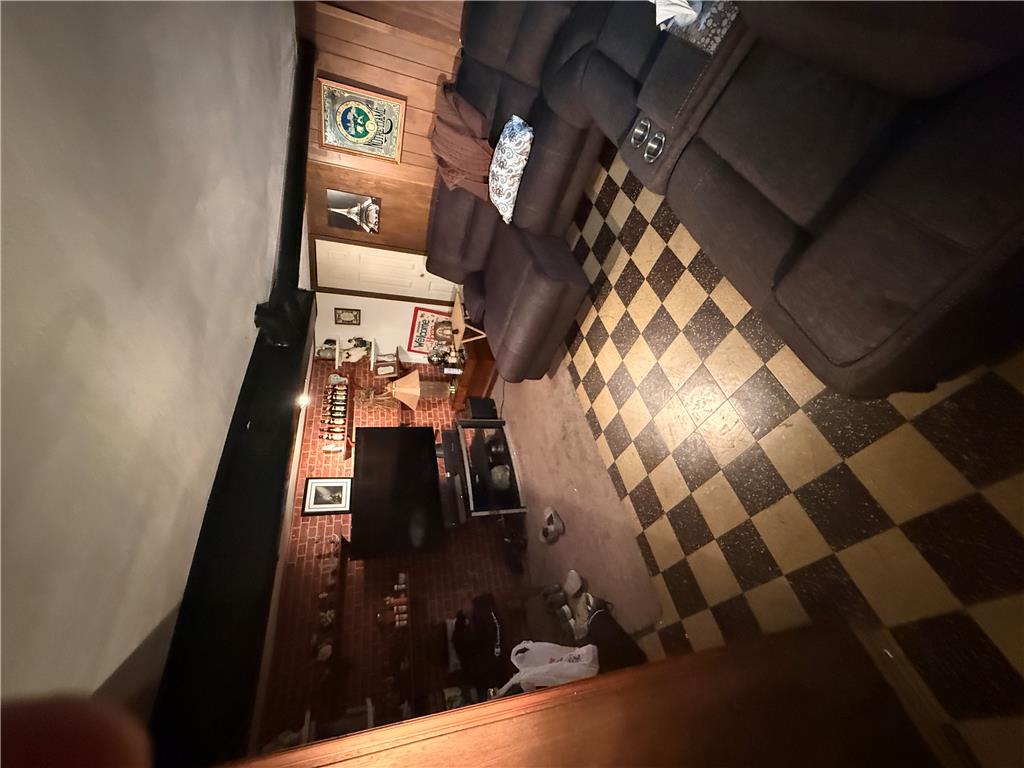 1512 Siegfried Street Property Photo 10