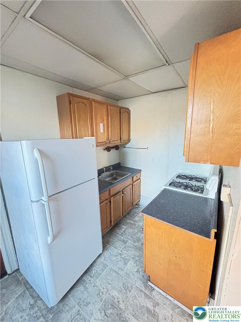 323 North 8th Street 2f Property Photo 3