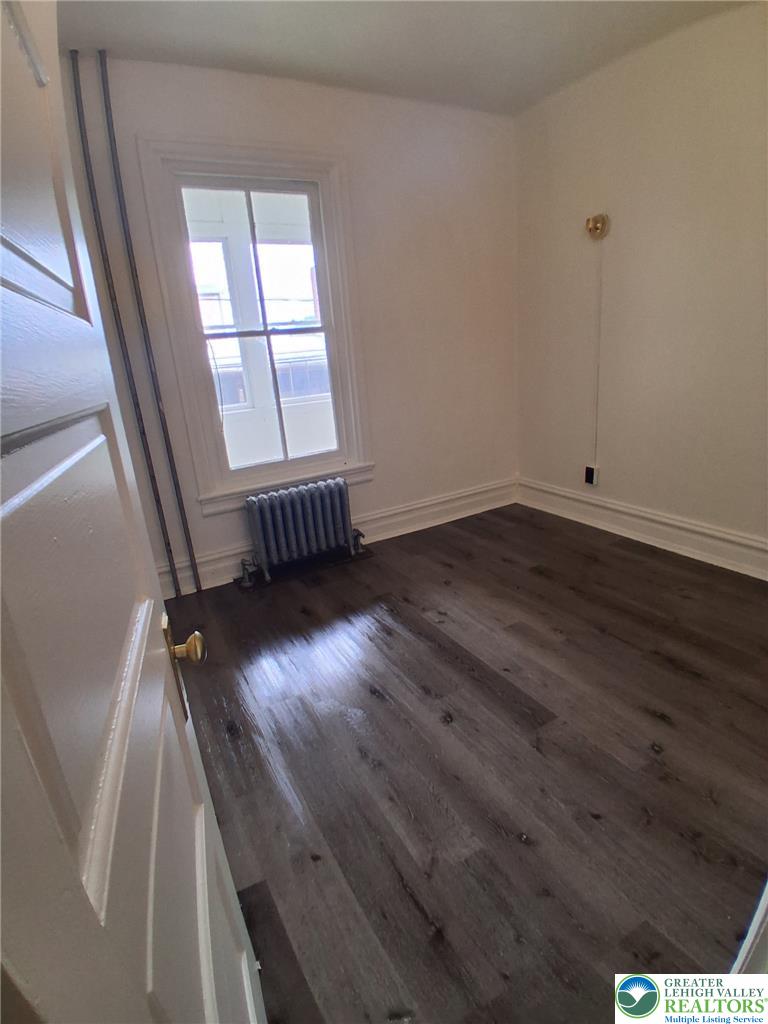 323 North 8th Street 2f Property Photo 8