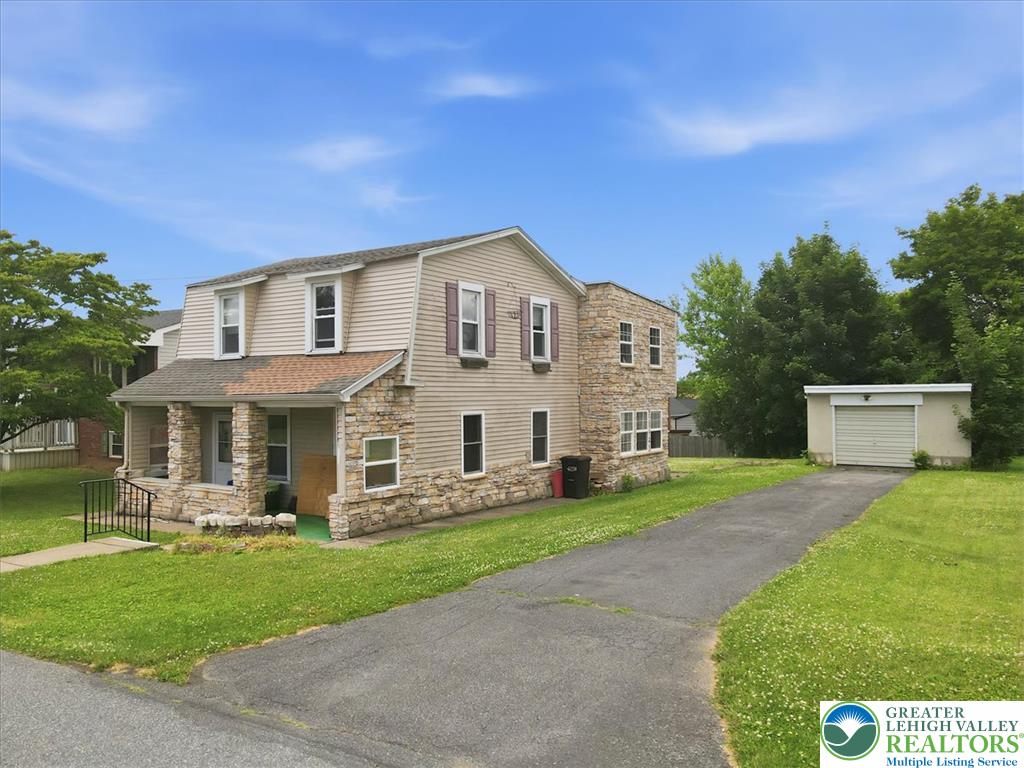 1839 6th Street Property Photo 1