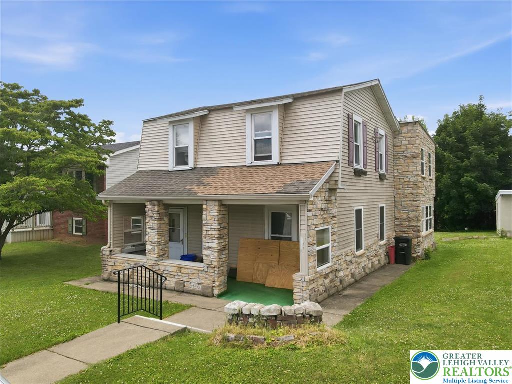 1839 6th Street Property Photo 3