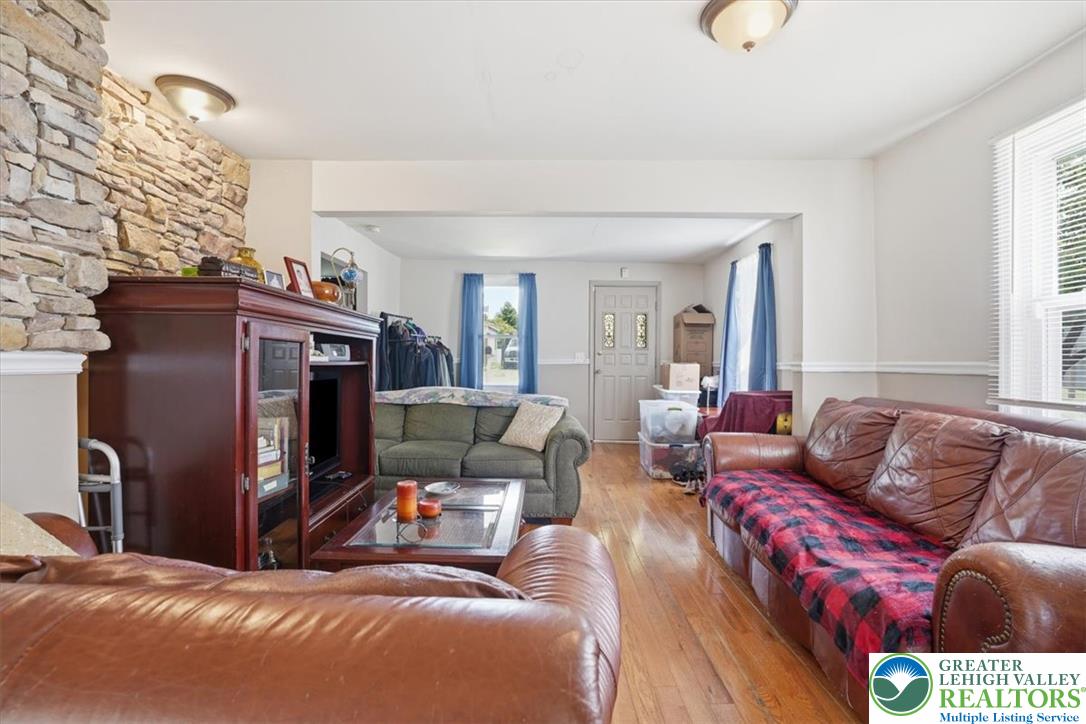 1839 6th Street Property Photo 7