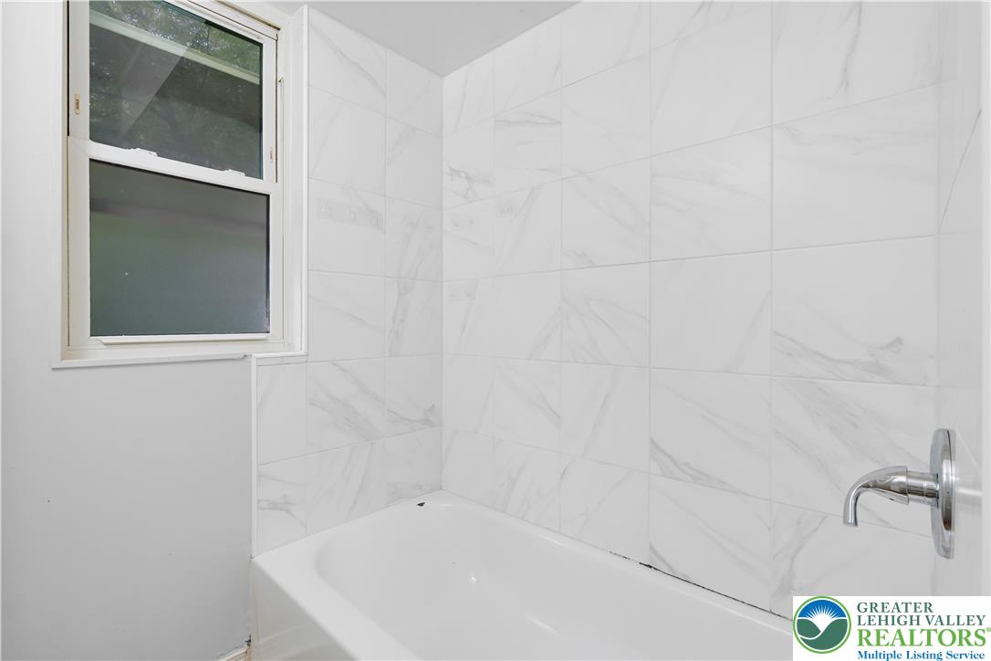 1225 Russell Avenue Property Photo 22