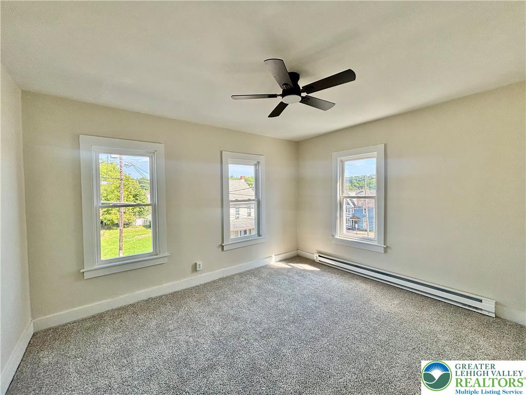 438 Market Street Property Photo 10