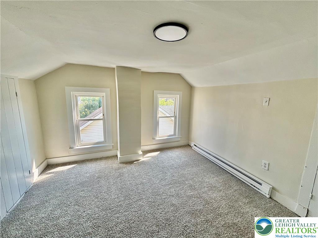 438 Market Street Property Photo 11
