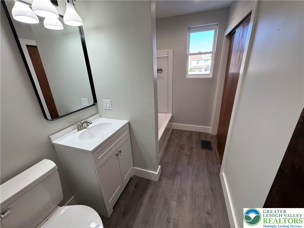 110 South 7th Street Property Photo 14