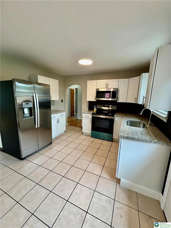 4425 Hecktown Road Property Photo 8
