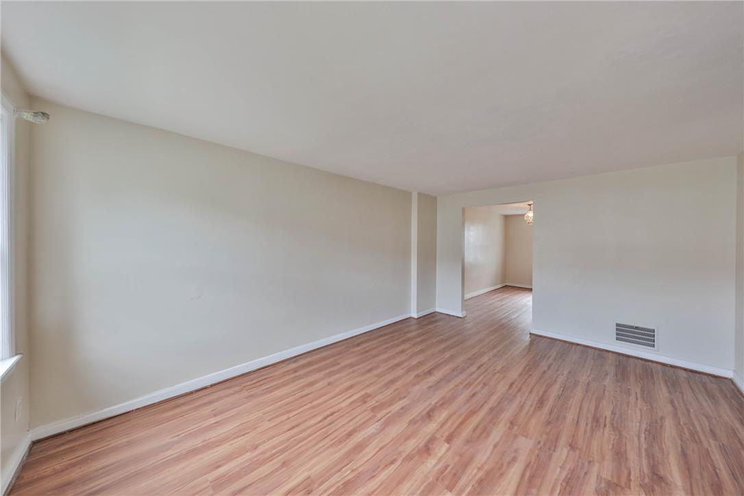 428 East Garrison Street Property Photo 7
